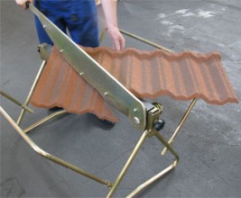 Компания Ahi Roofing начинает поставки гильотин и гибочных станков для монтажа композитной металлочерепицы