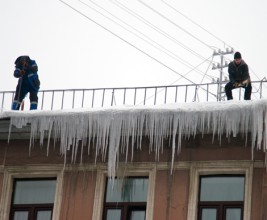 В Санкт-Петербурге жуналистам продемонстрировали технологии борьбы с протечками и сосульками