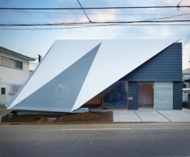 Дом-палатка от японских архитекторов