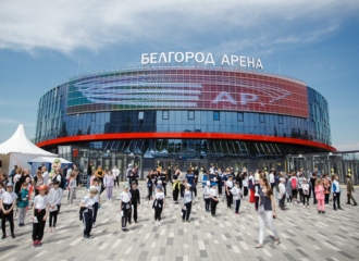 Монтаж кровли стадиона «Арена» в Белгороде